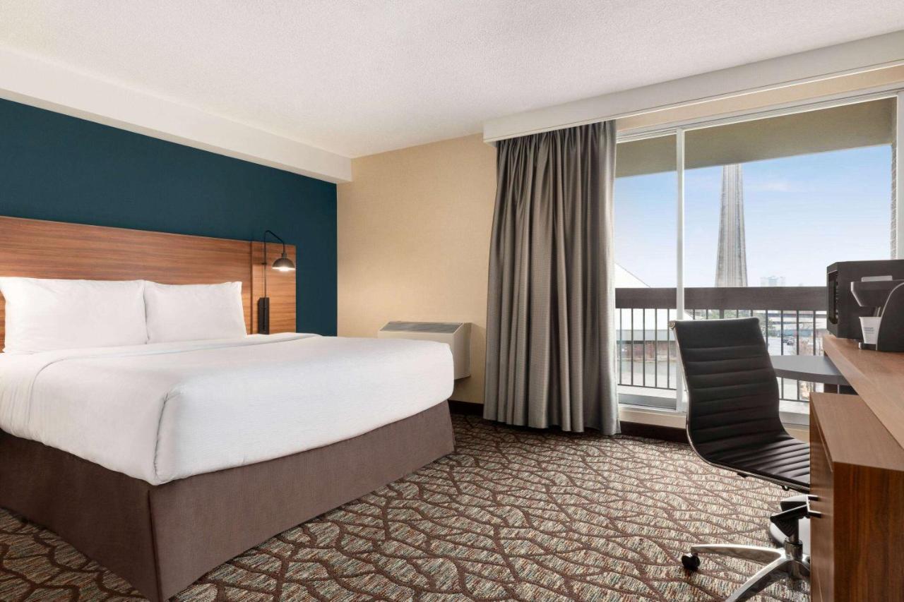 Wyndham Garden Niagara Falls Fallsview Екстериор снимка