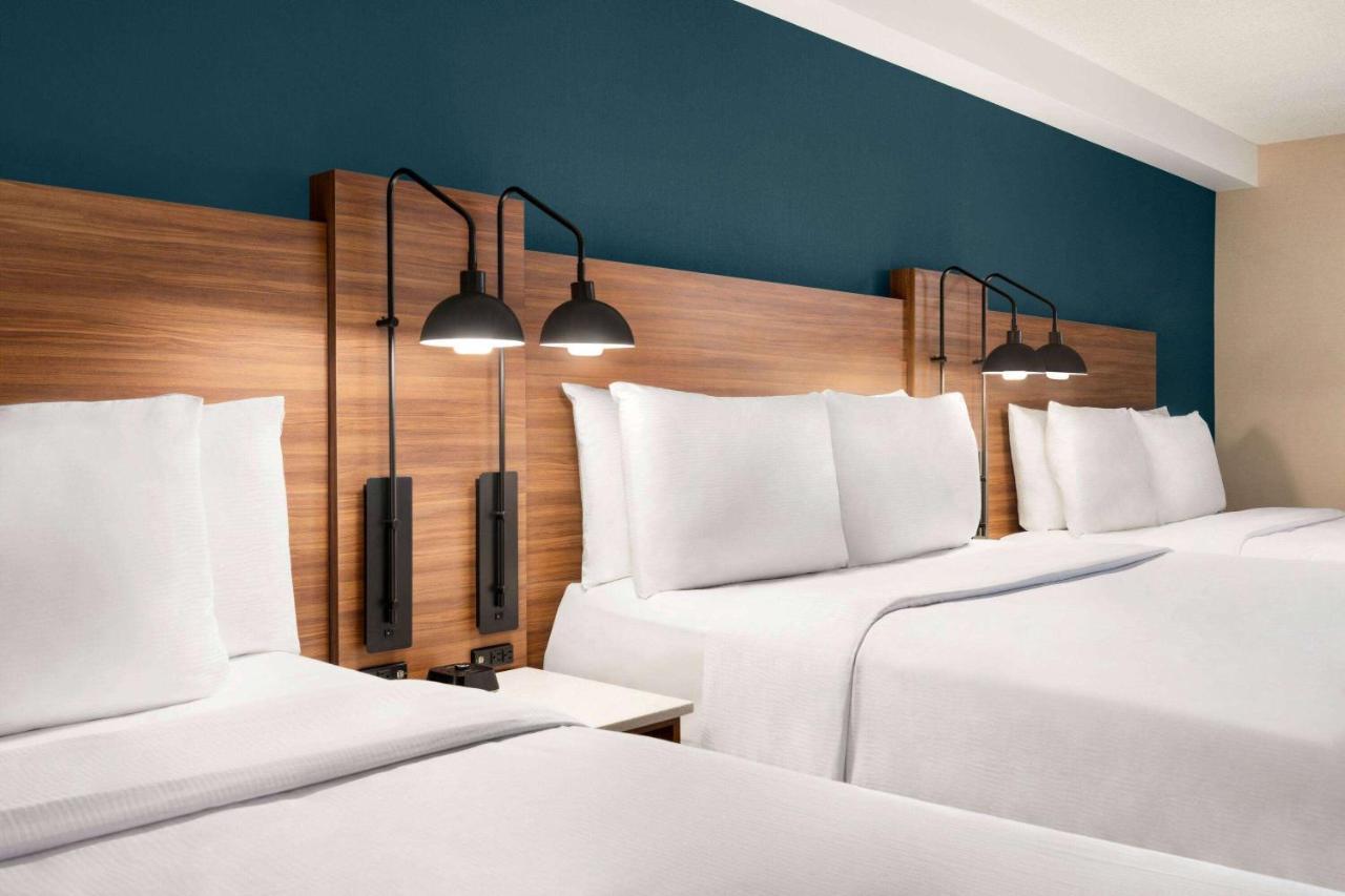 Wyndham Garden Niagara Falls Fallsview Екстериор снимка